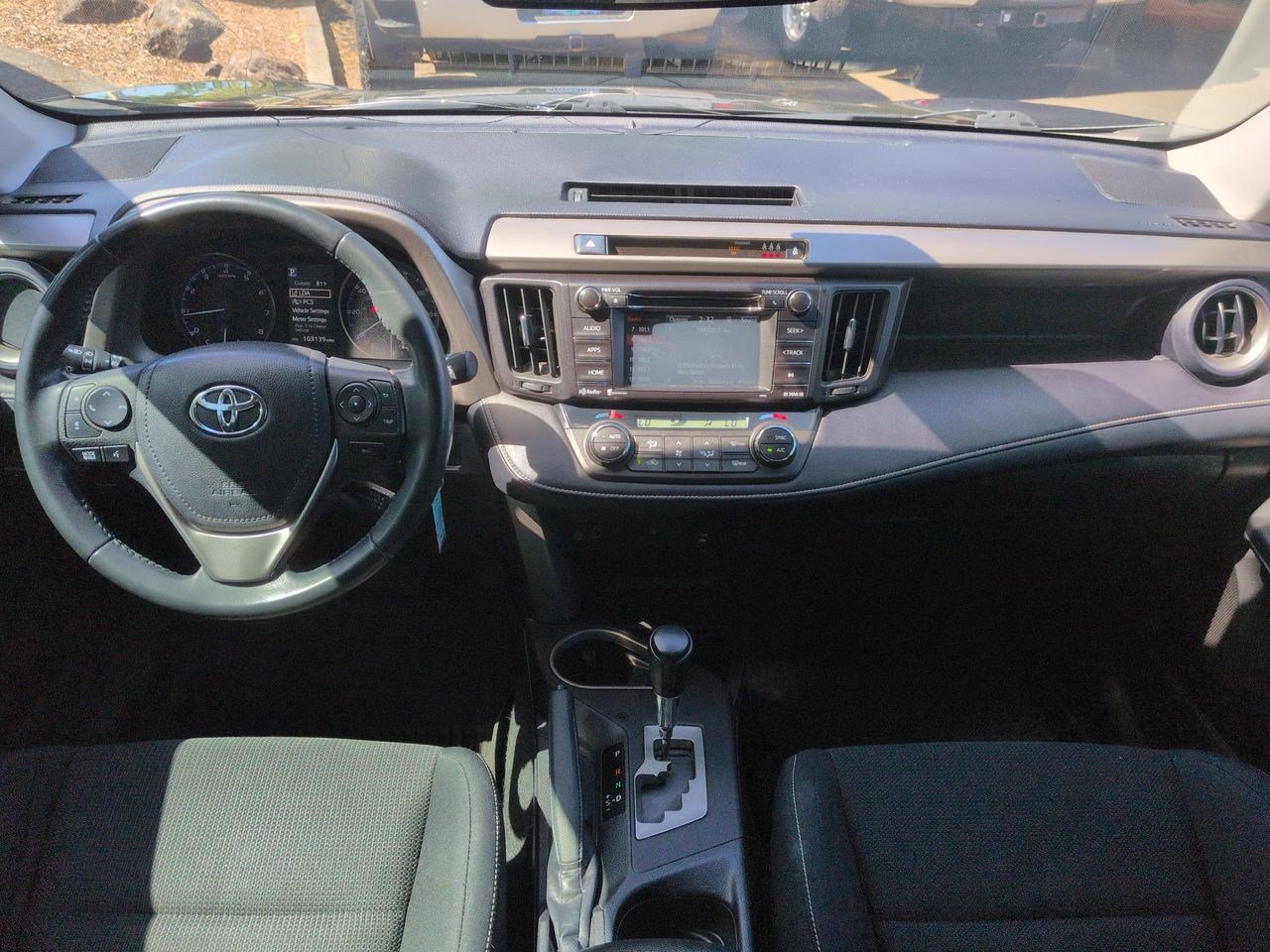 Thumbnail: 2017 Toyota RAV4 - 14