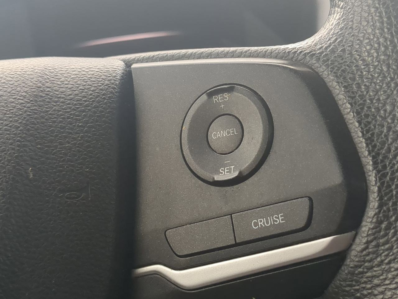 Thumbnail: 2018 Honda Odyssey - 25