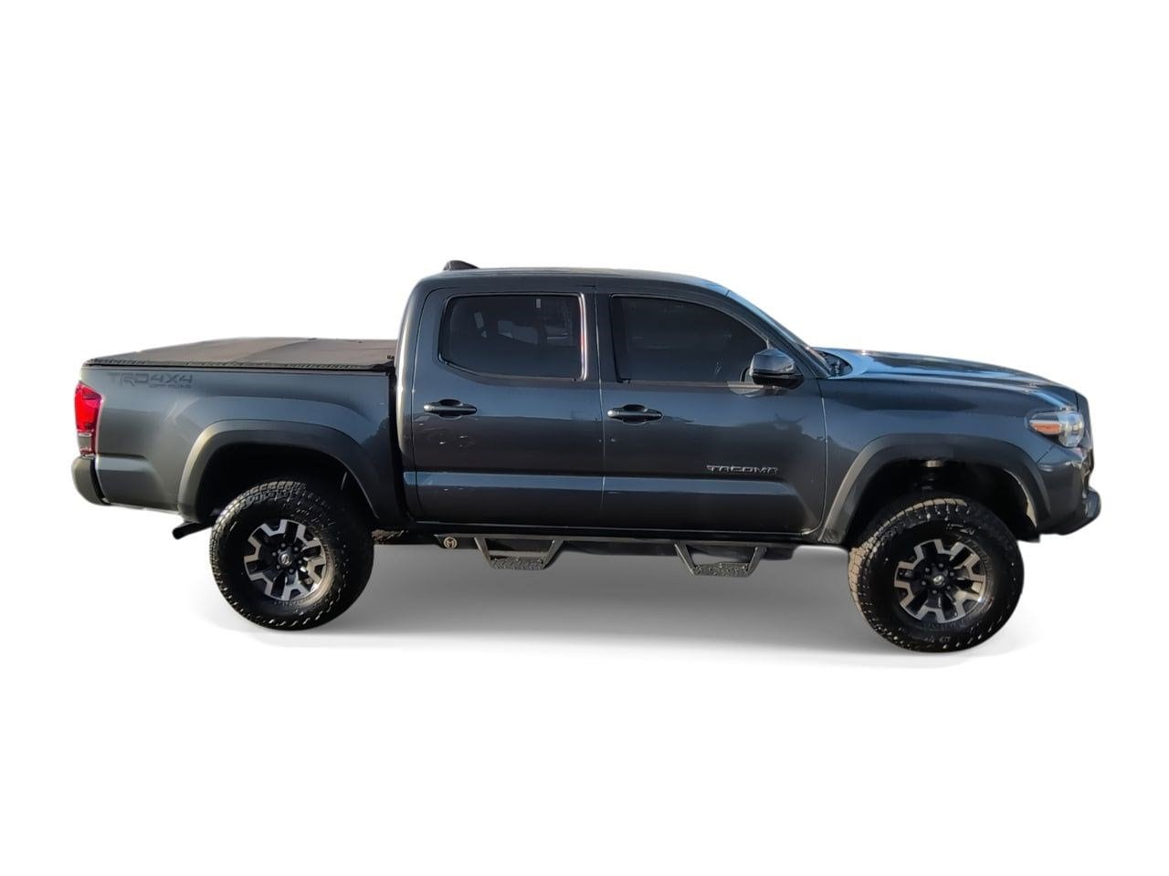 Thumbnail: 2016 Toyota Tacoma - 9