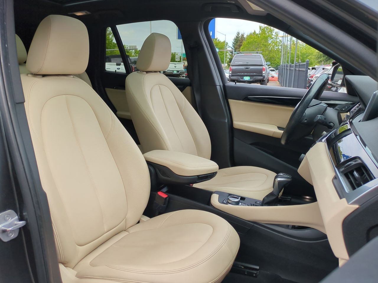 Thumbnail: 2018 BMW X1 - 23