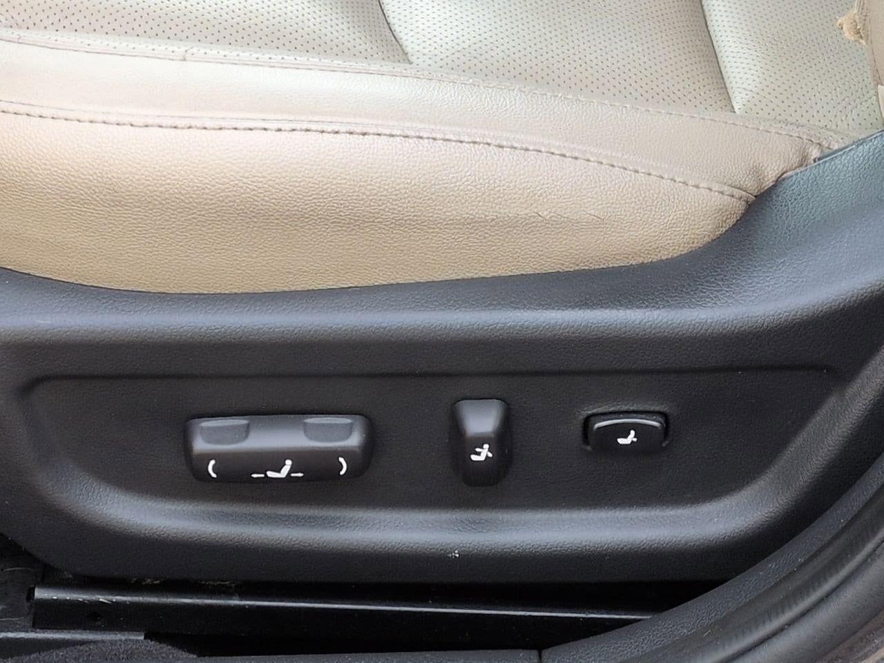 Thumbnail: 2015 Kia Optima - 18