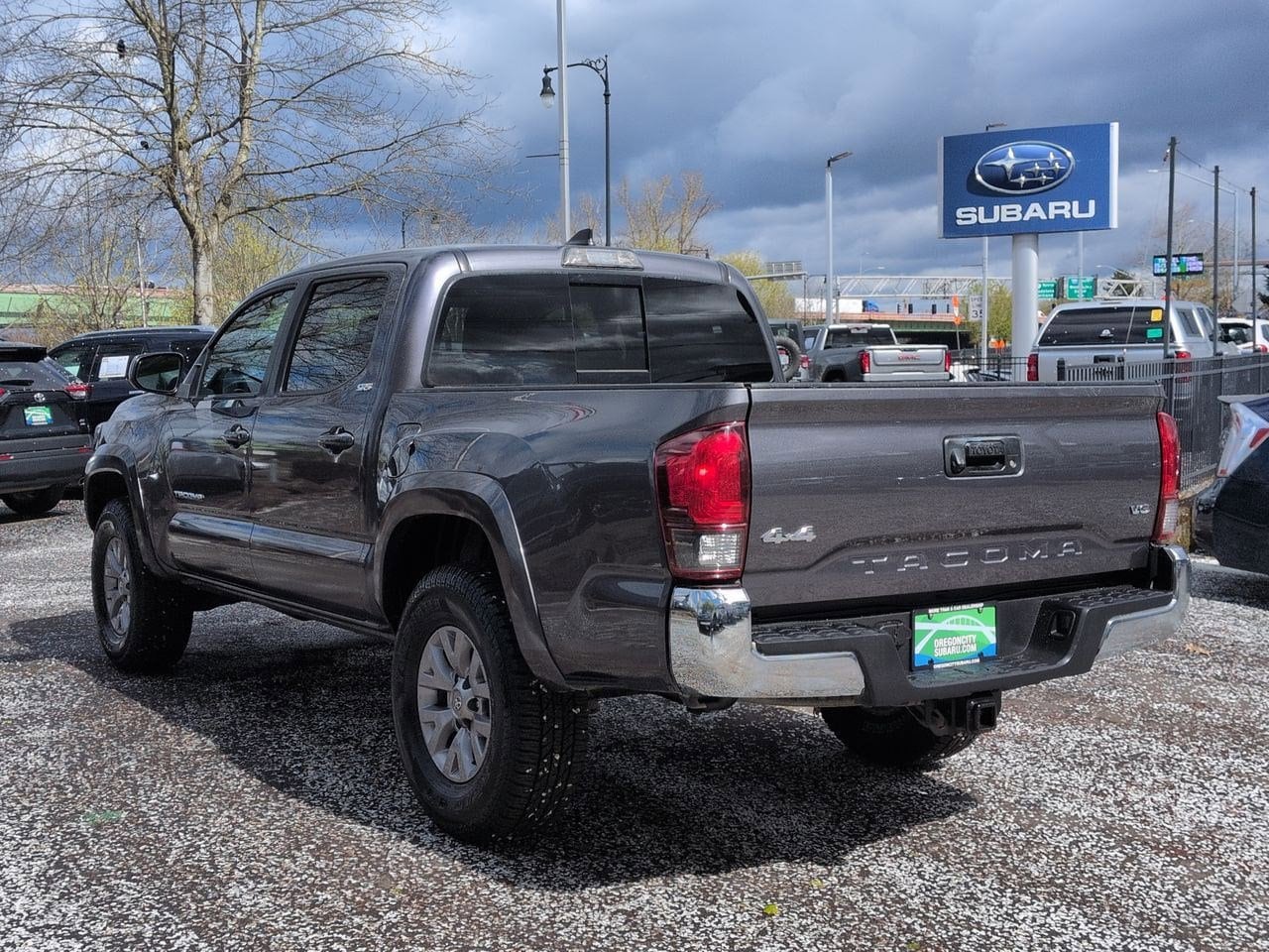 Thumbnail: 2019 Toyota Tacoma - 6