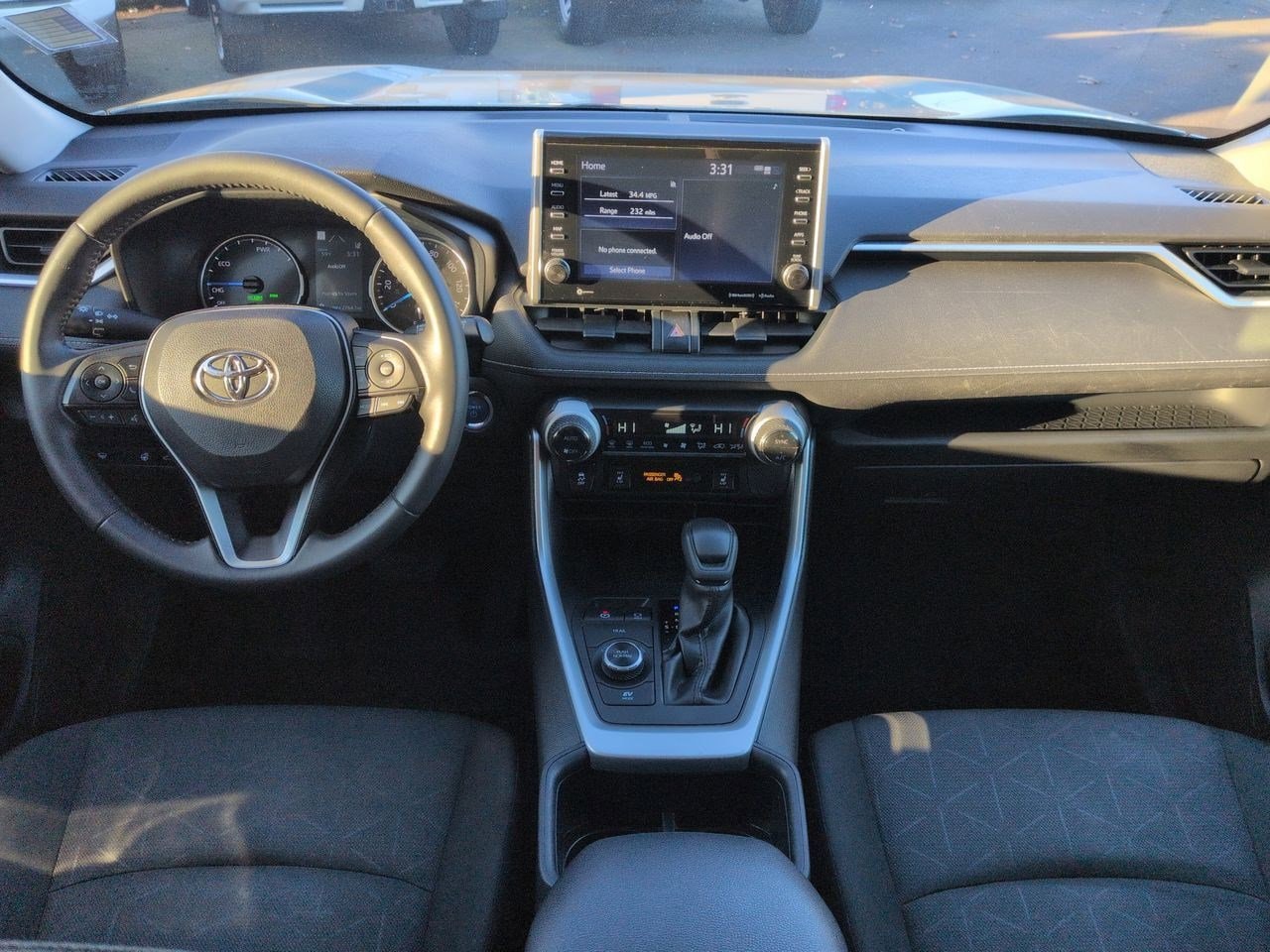 Thumbnail: 2022 Toyota RAV4 - 15