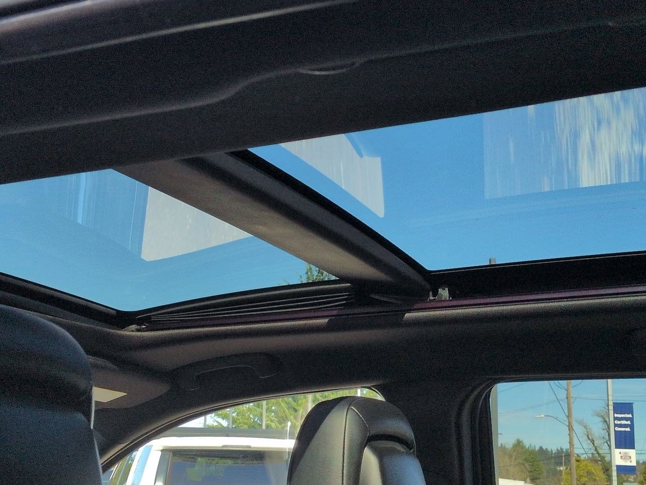 Thumbnail: 2014 Jeep Grand Cherokee - 19