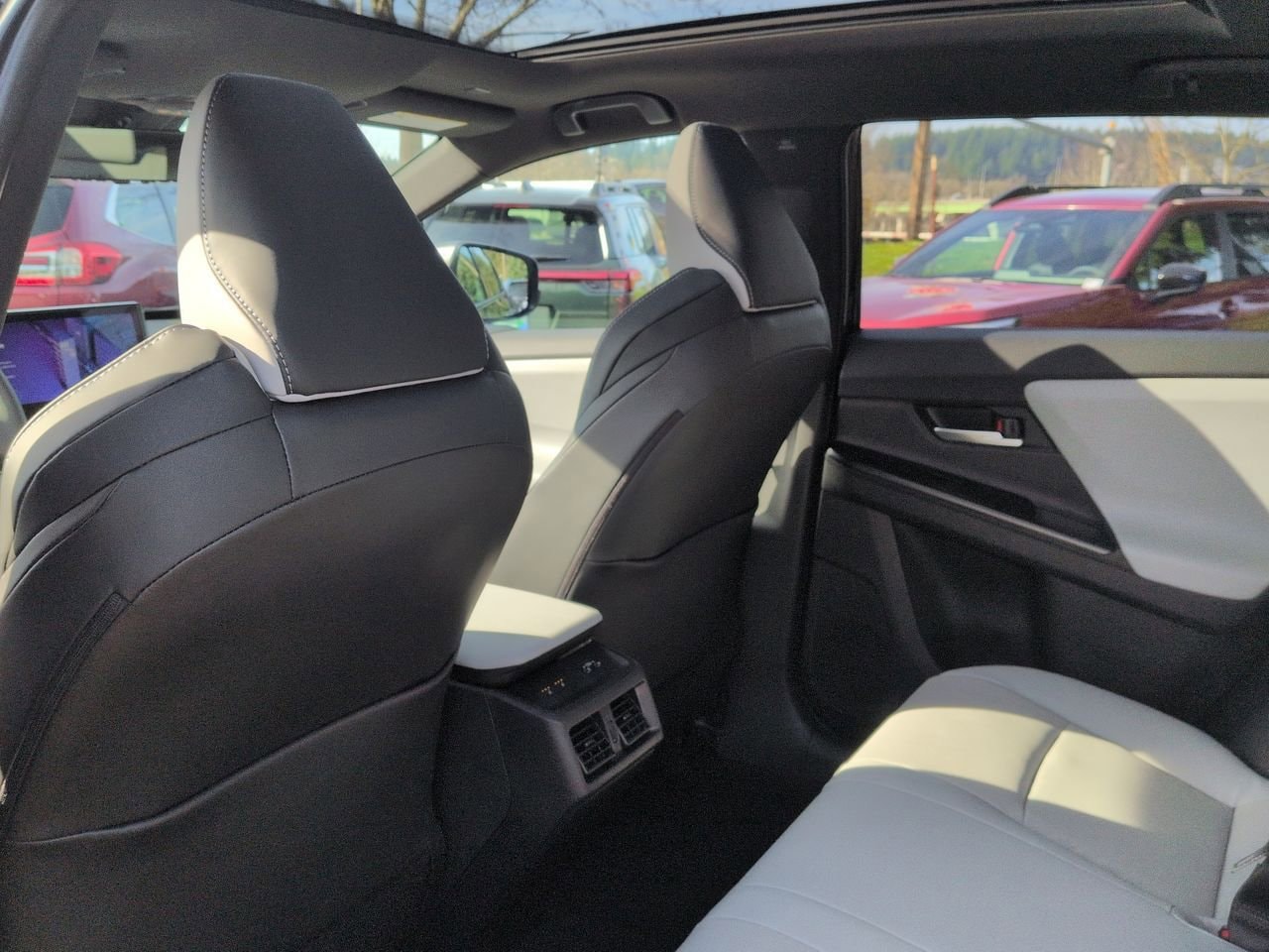 Thumbnail: 2026 Subaru Solterra - 19