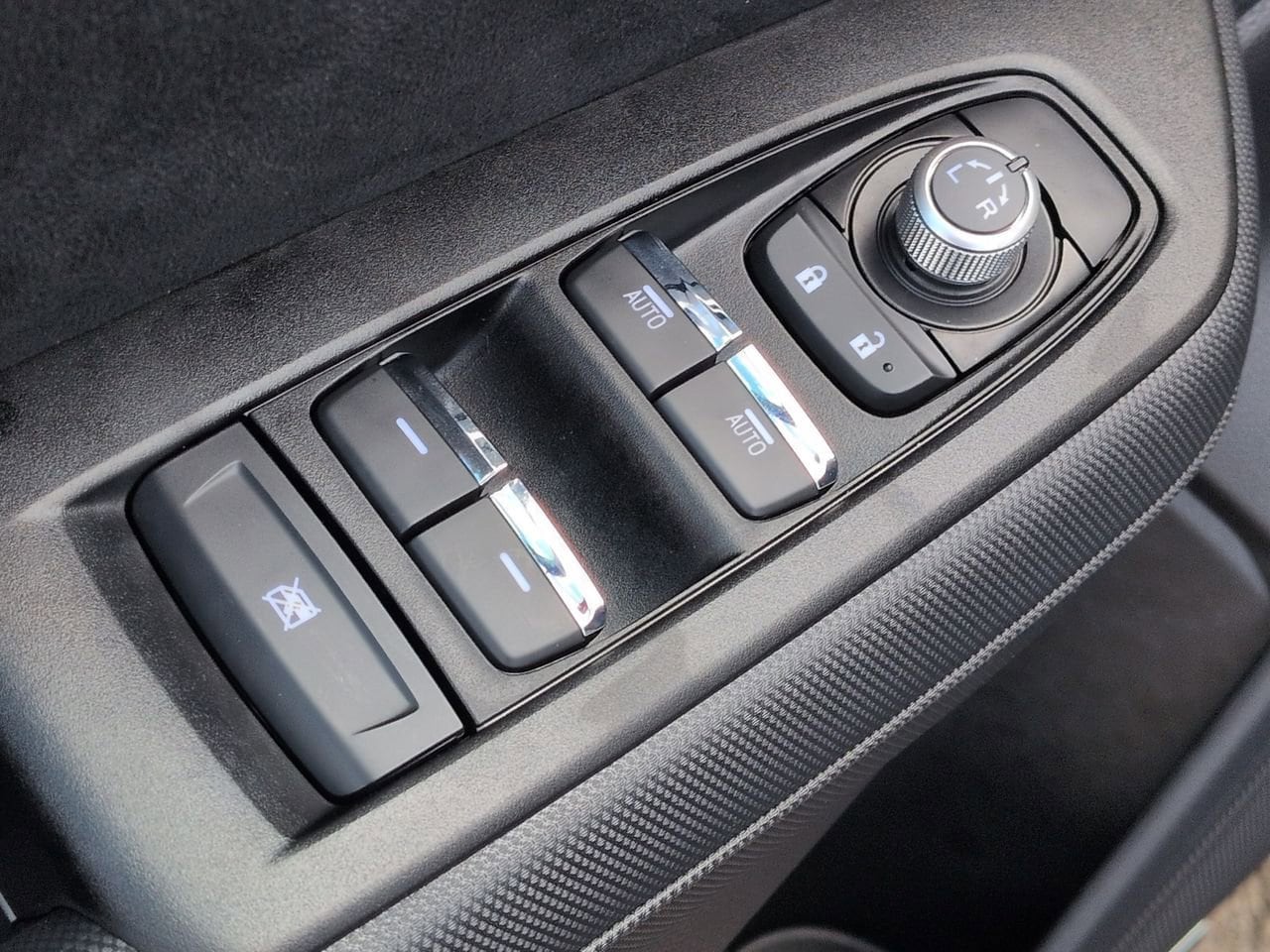 Thumbnail: 2026 Subaru Forester - 18