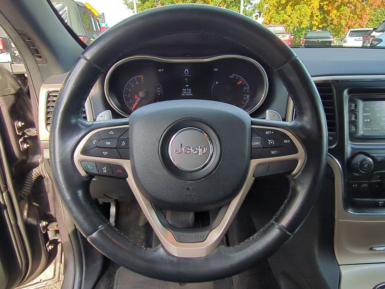 Thumbnail: 2015 Jeep Grand Cherokee - 23