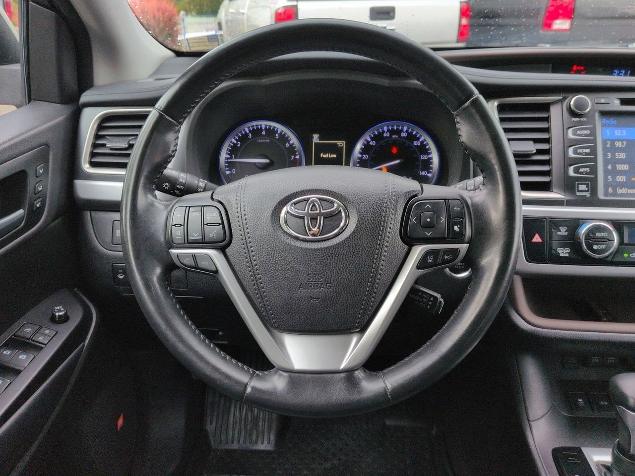 Thumbnail: 2018 Toyota Highlander - 24