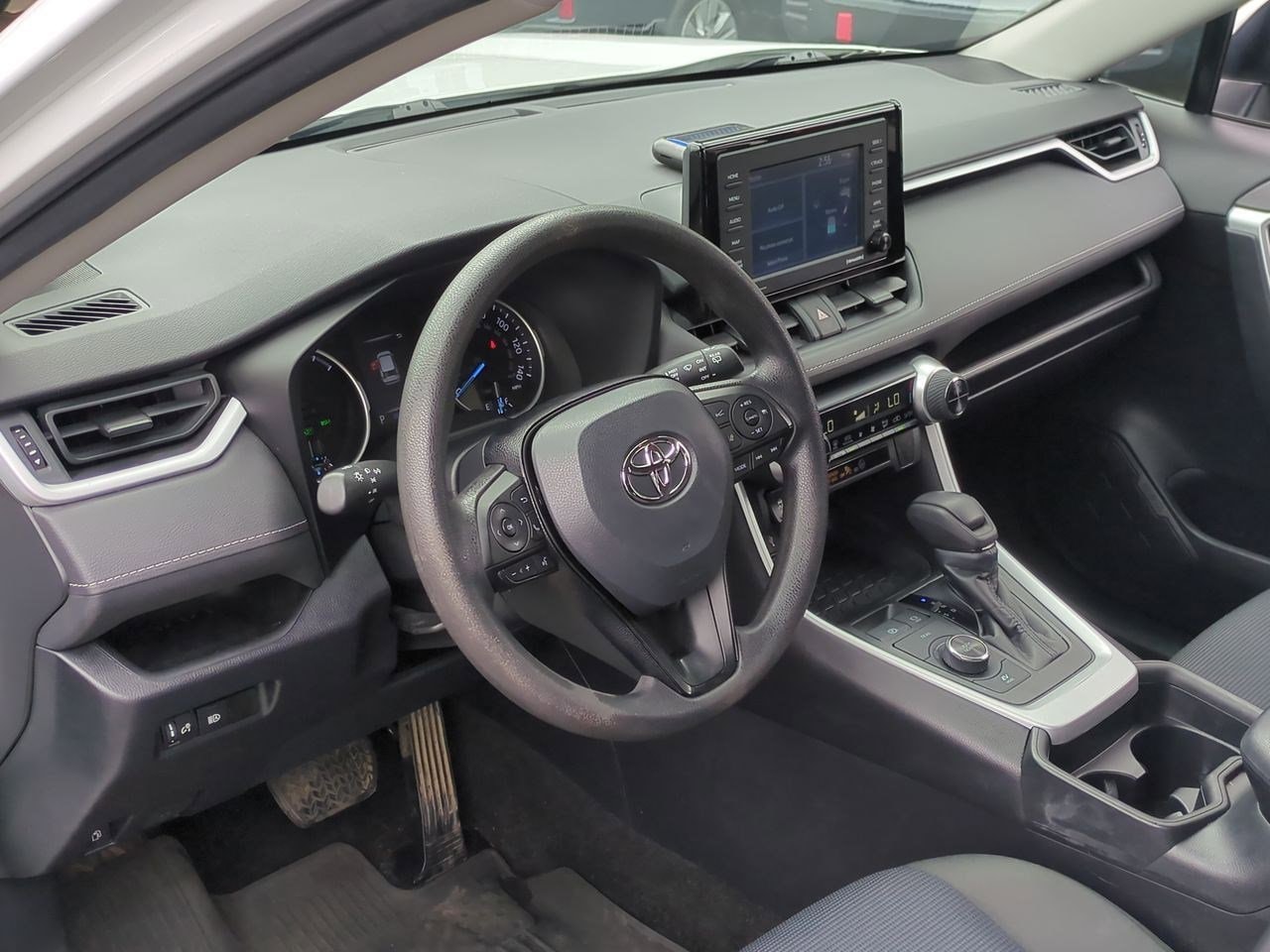 Thumbnail: 2021 Toyota RAV4 - 10