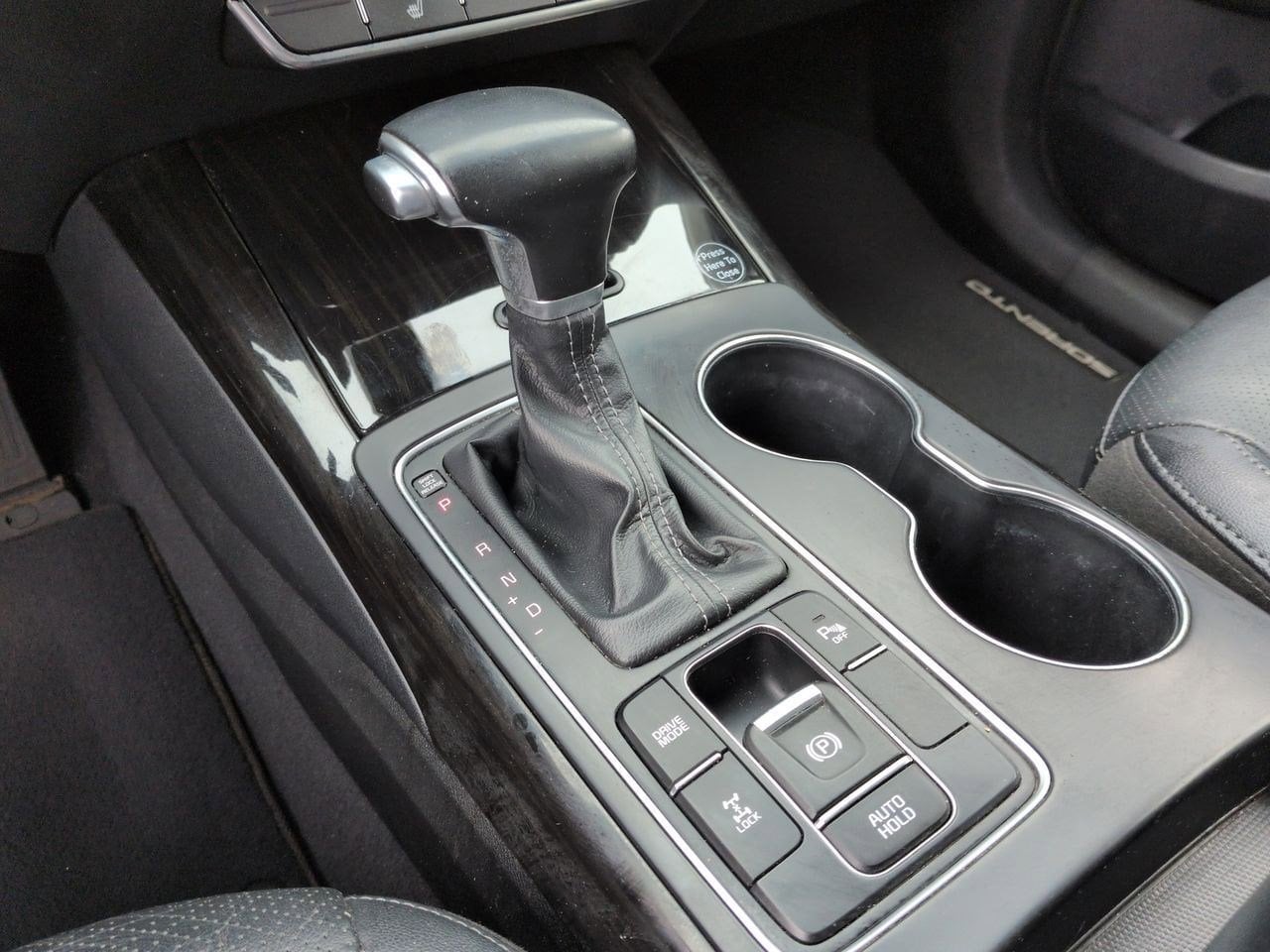 Thumbnail: 2019 Kia Sorento - 32