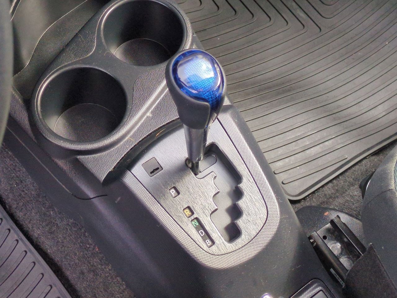Thumbnail: 2016 Toyota Prius c - 32