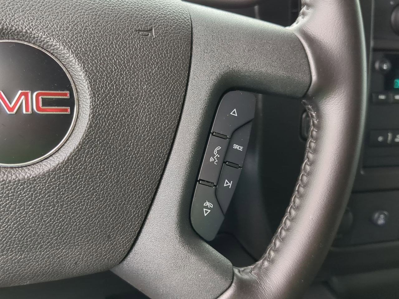 Thumbnail: 2020 GMC Savana - 29