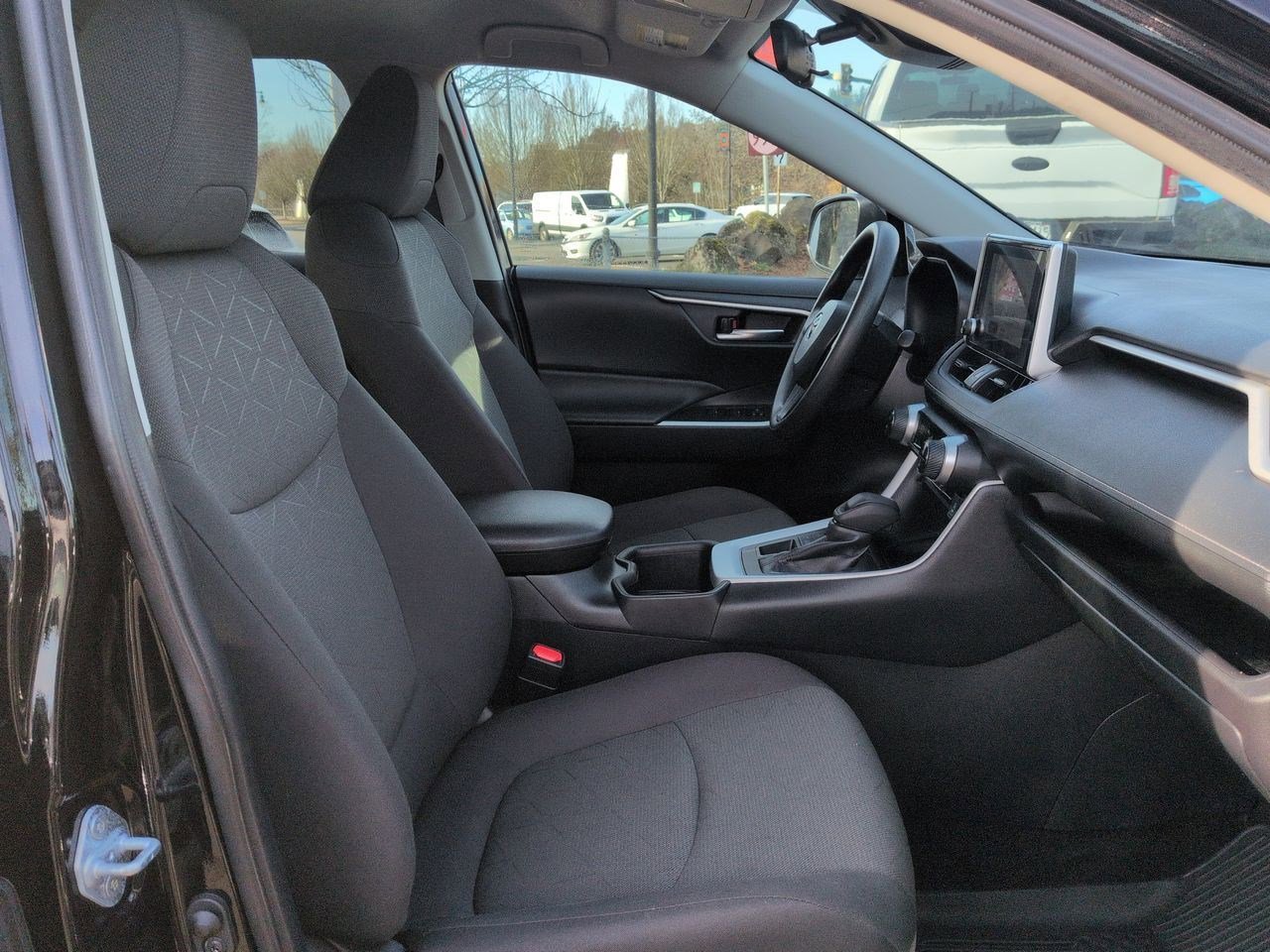 Thumbnail: 2024 Toyota RAV4 - 22