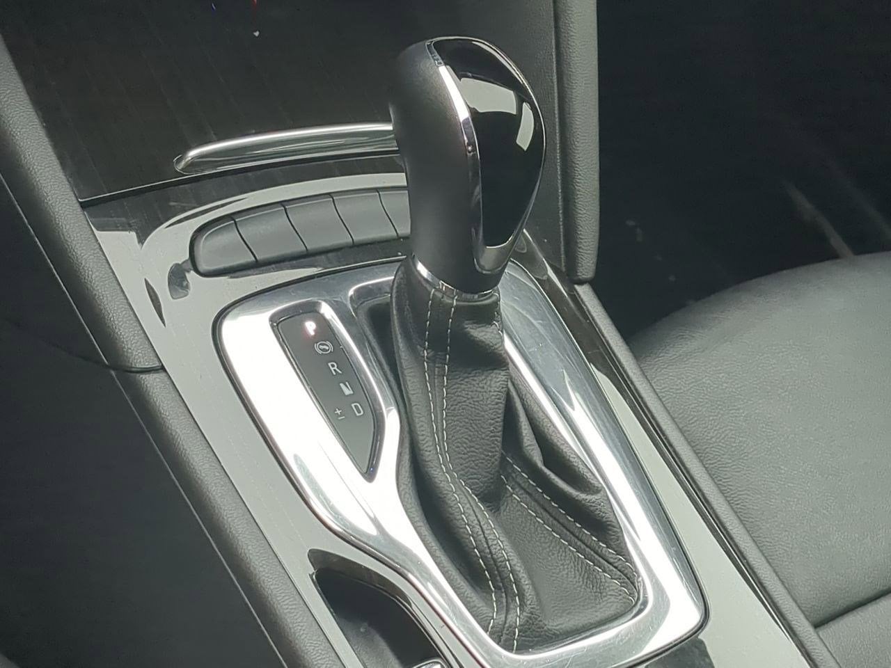 Thumbnail: 2018 Buick Regal - 34