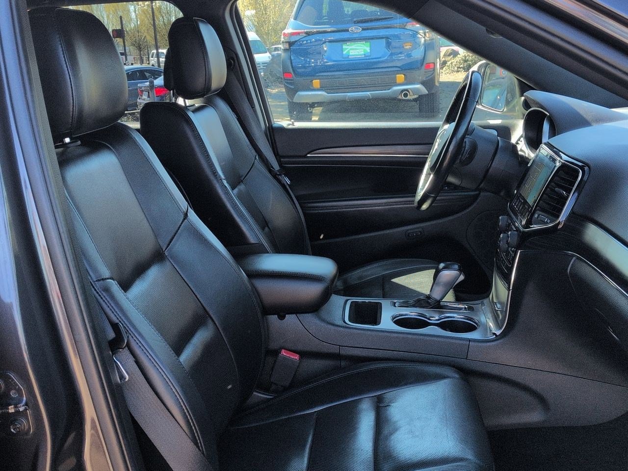 Thumbnail: 2020 Jeep Grand Cherokee - 23