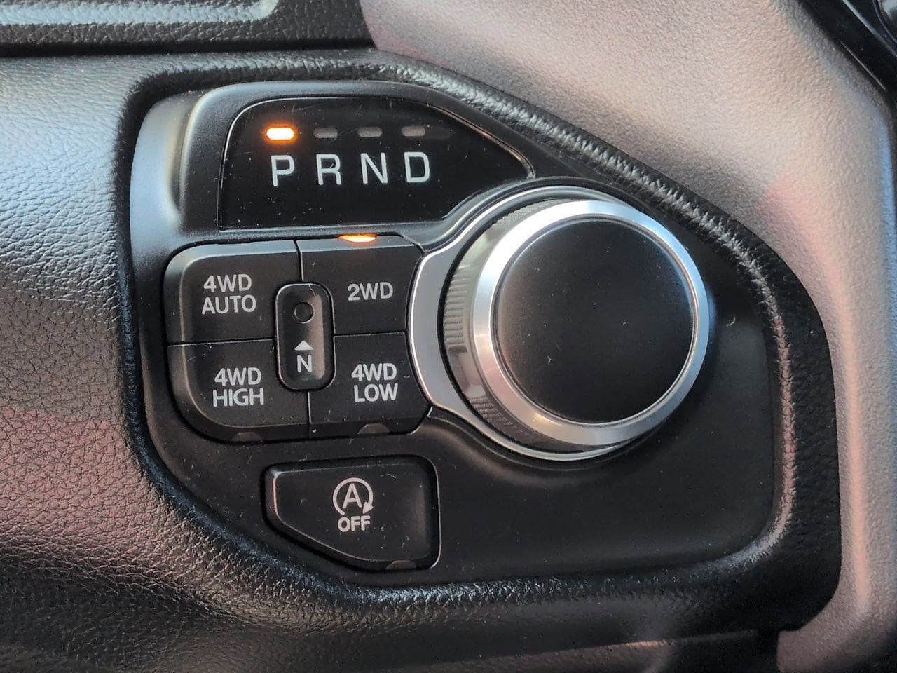 Thumbnail: 2020 RAM 1500 - 32