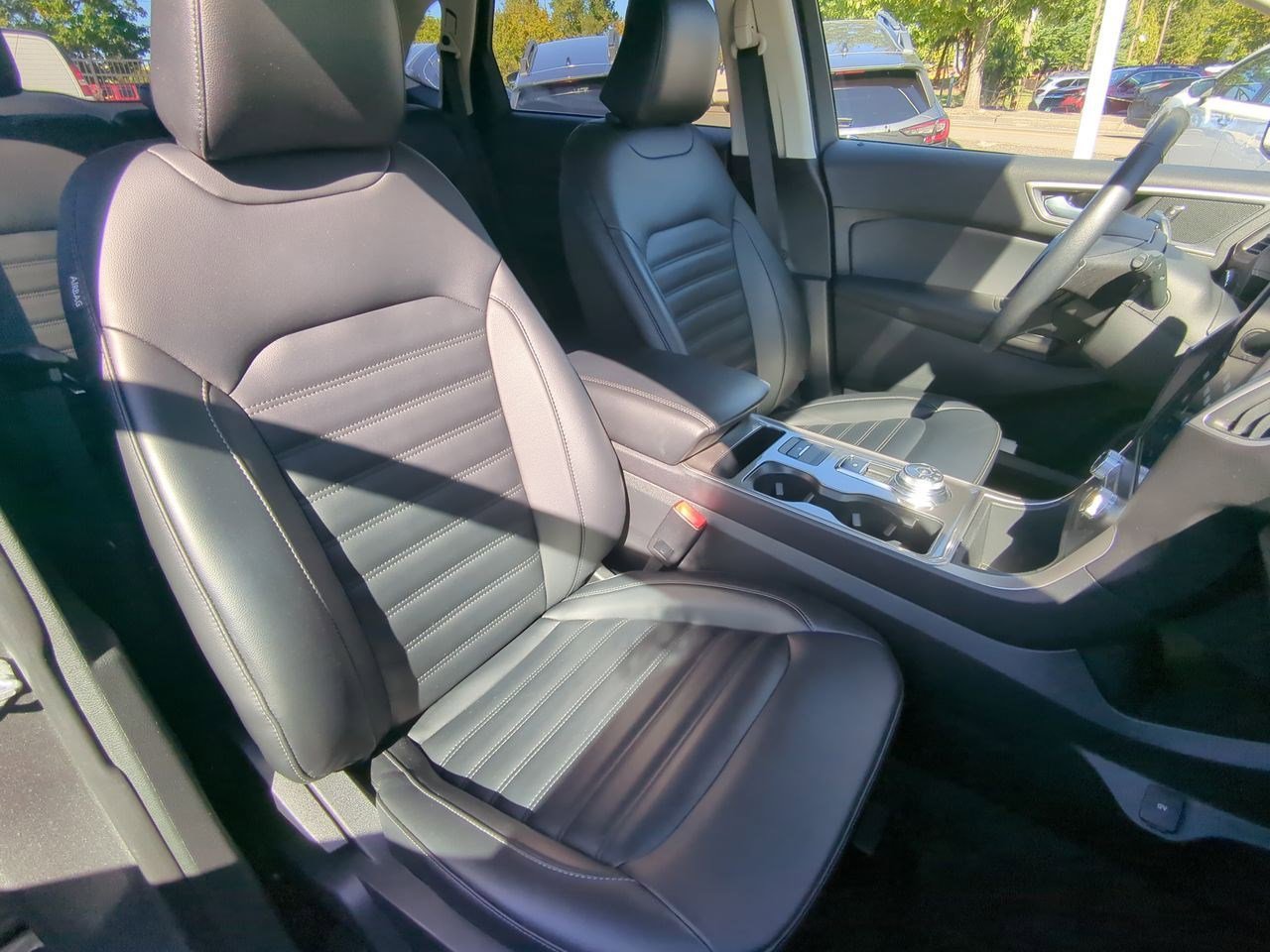 Thumbnail: 2024 Ford Edge - 28