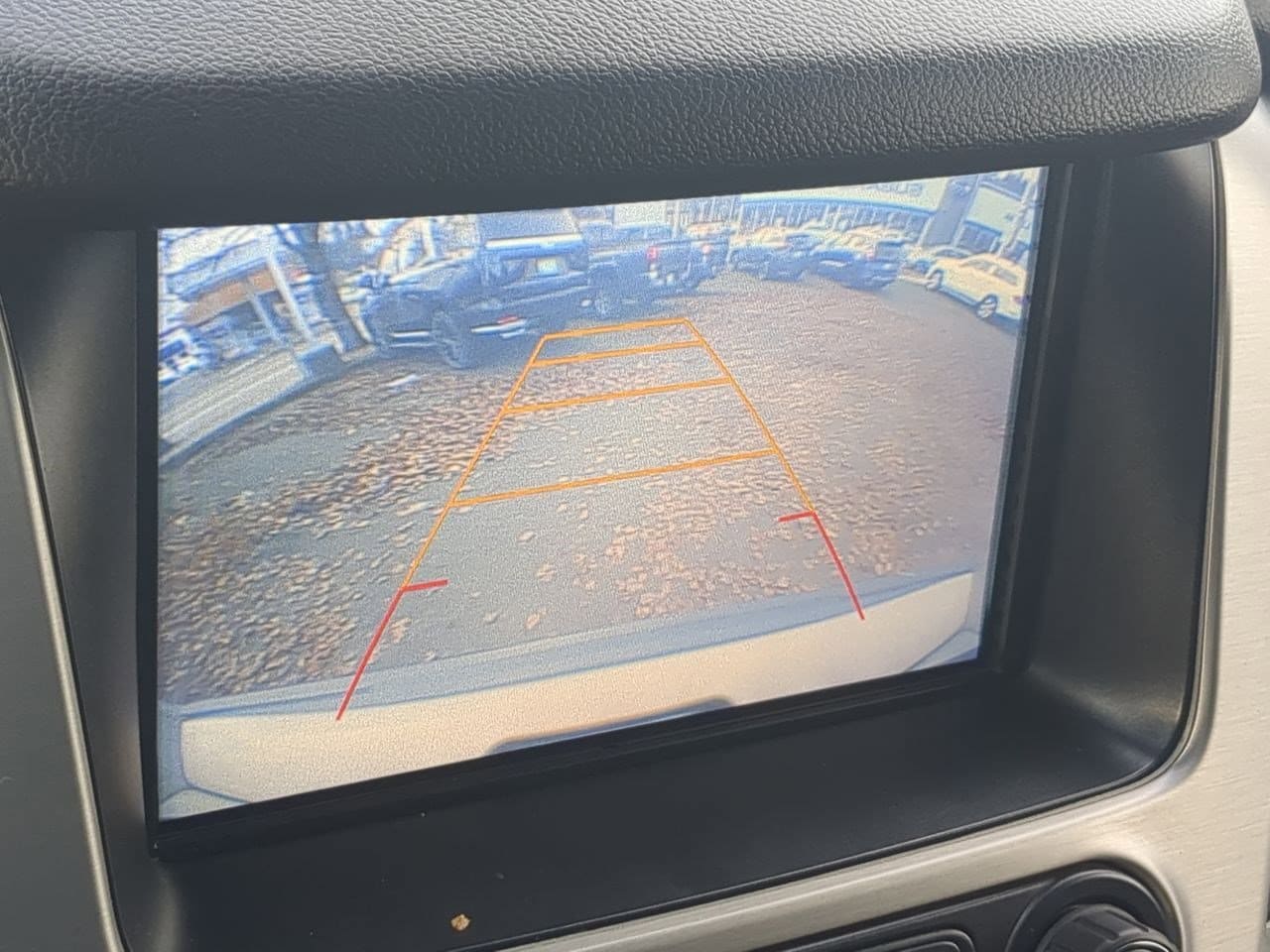 Thumbnail: 2017 GMC Yukon XL - 29