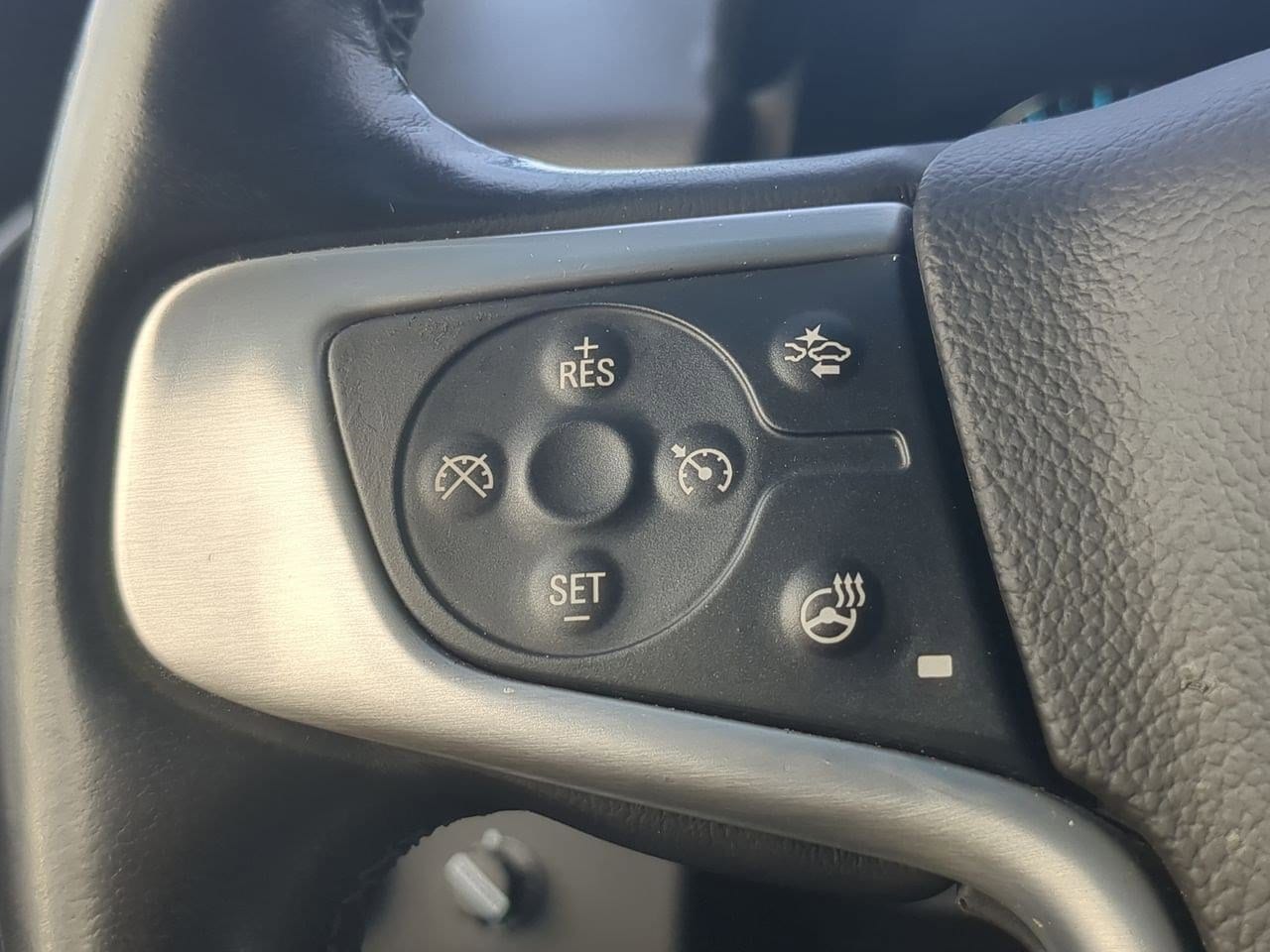 Thumbnail: 2017 GMC Yukon XL - 24