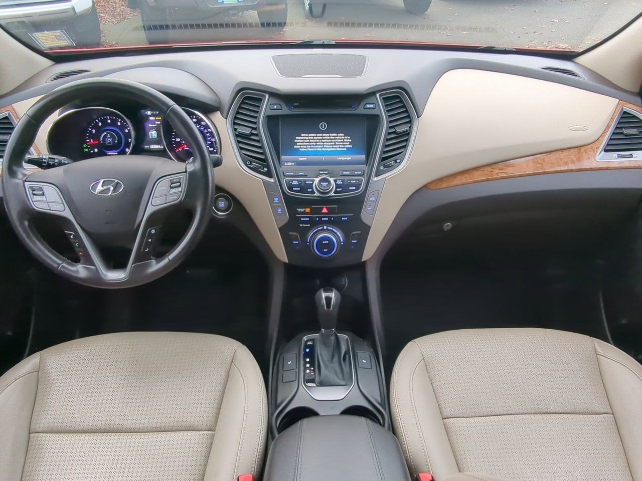 Thumbnail: 2014 Hyundai Santa Fe - 16