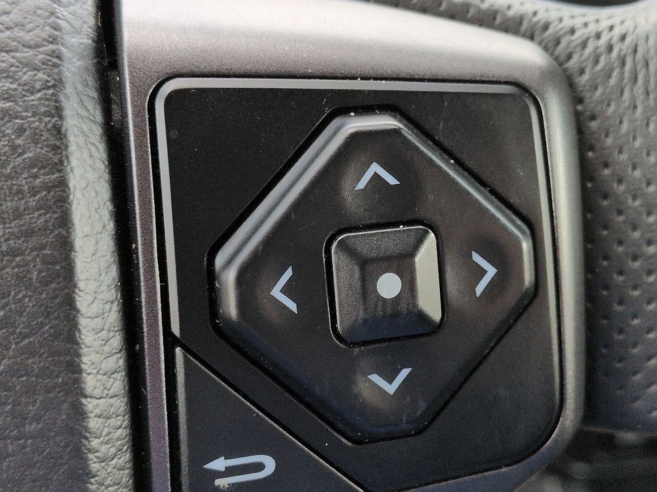 Thumbnail: 2023 Toyota Tacoma - 33