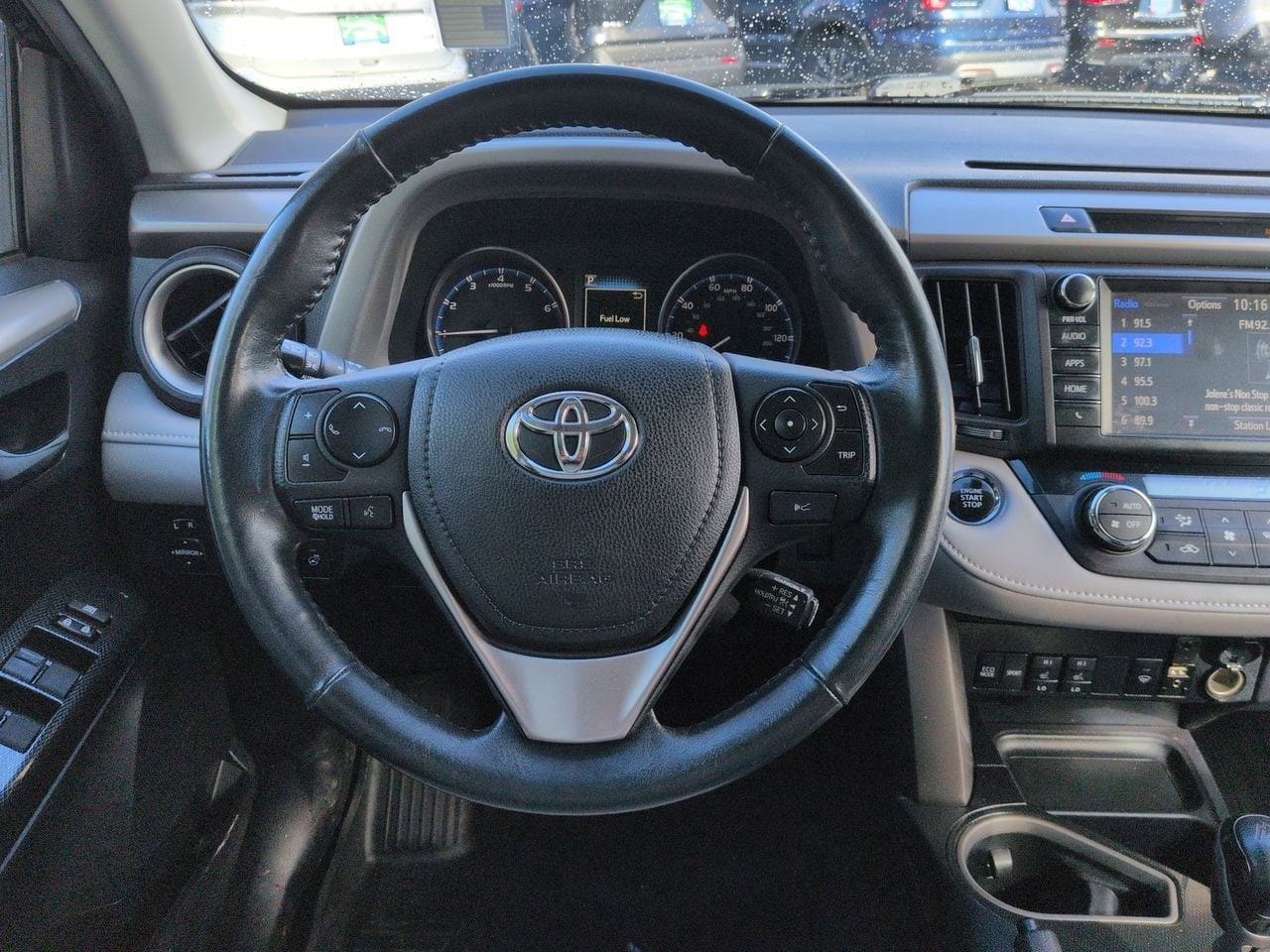 Thumbnail: 2018 Toyota RAV4 - 24