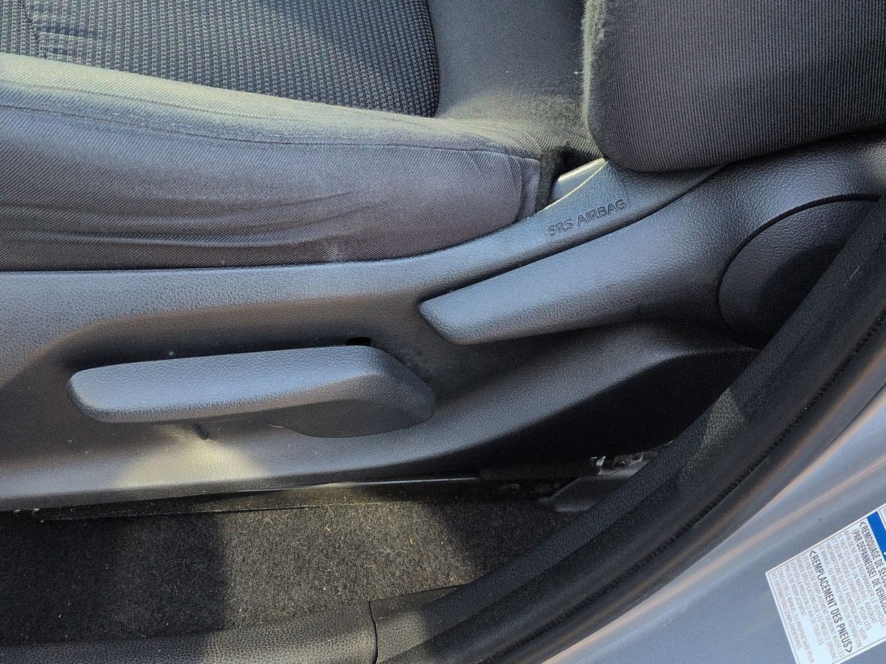 Thumbnail: 2019 Toyota RAV4 - 17