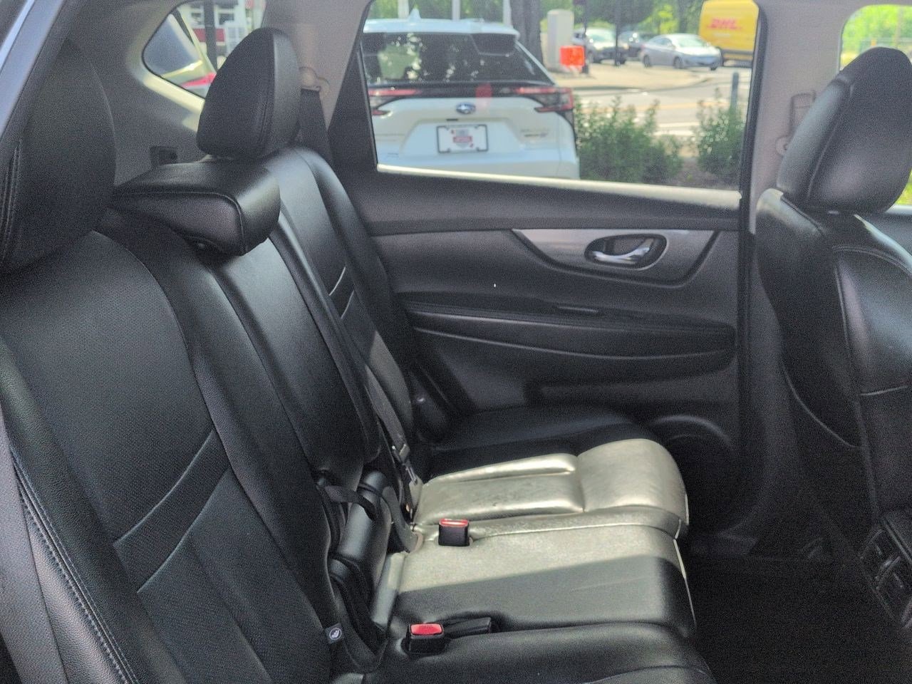 Thumbnail: 2015 Nissan Rogue - 20