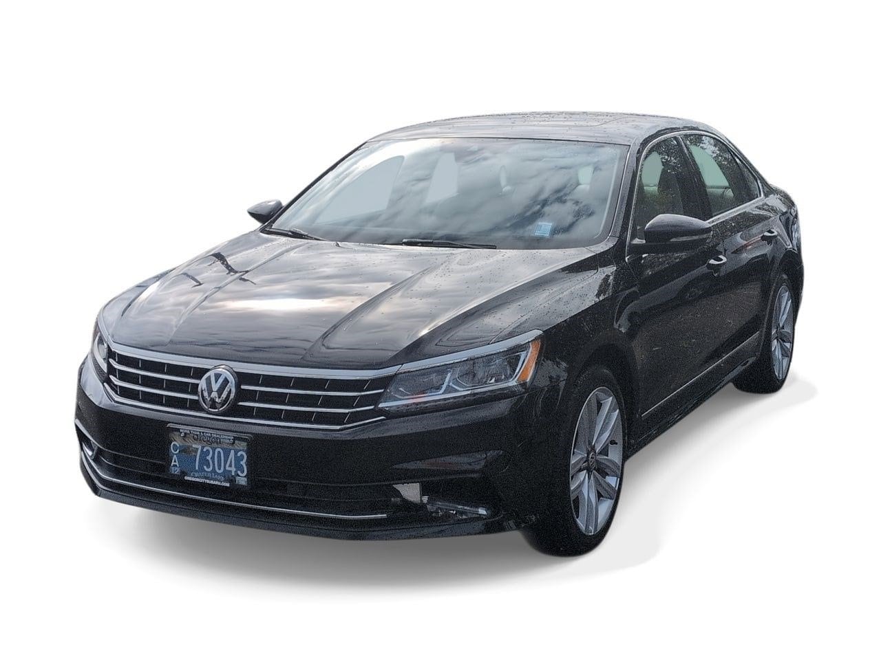 Thumbnail: 2017 Volkswagen Passat - 4