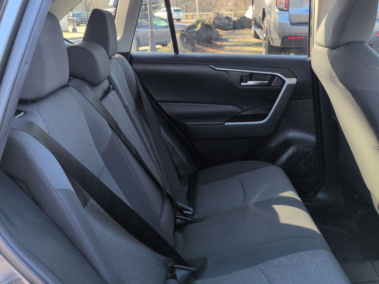 Thumbnail: 2021 Toyota RAV4 - 21