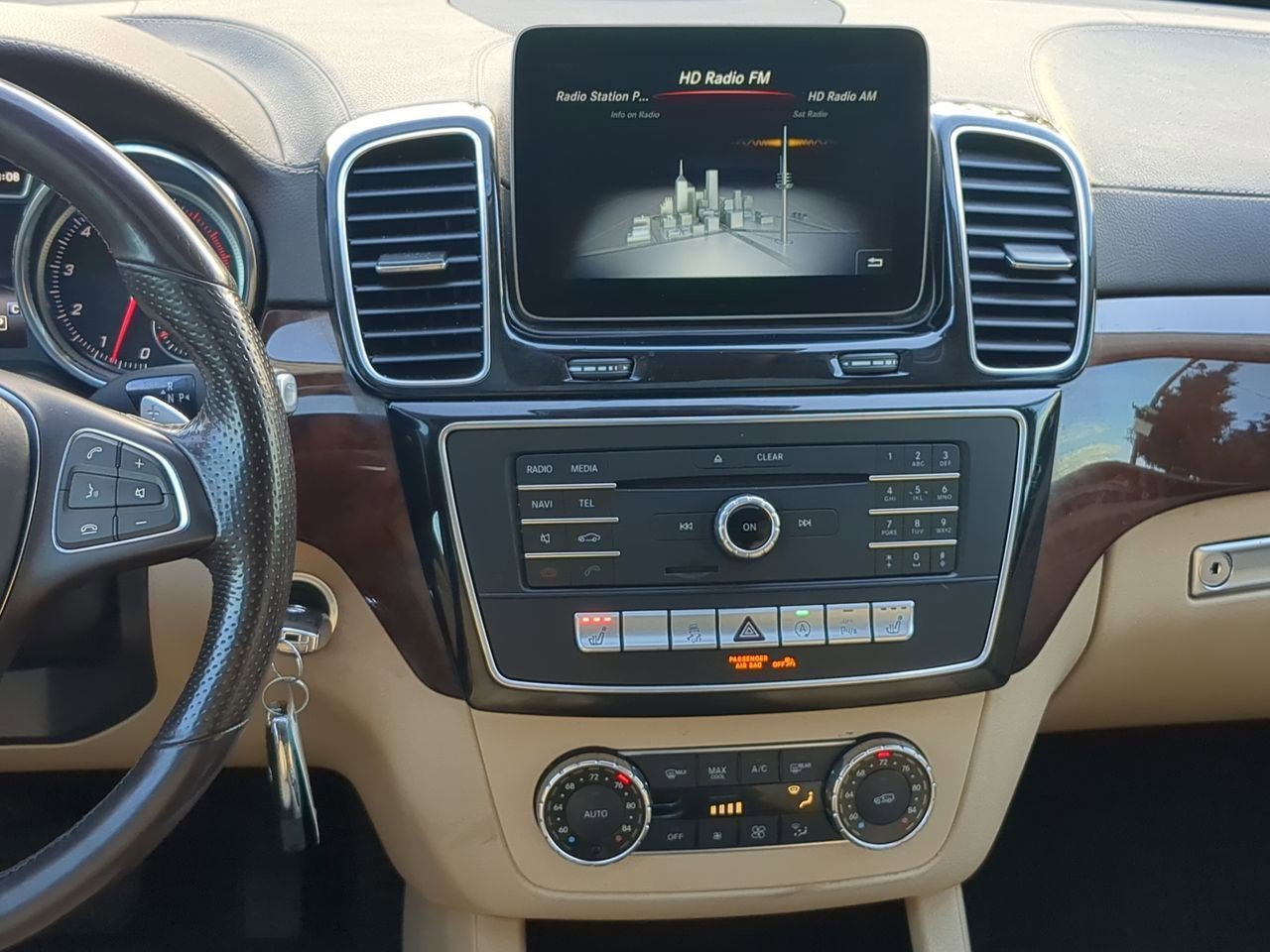 Thumbnail: 2019 Mercedes-Benz GLS - 28