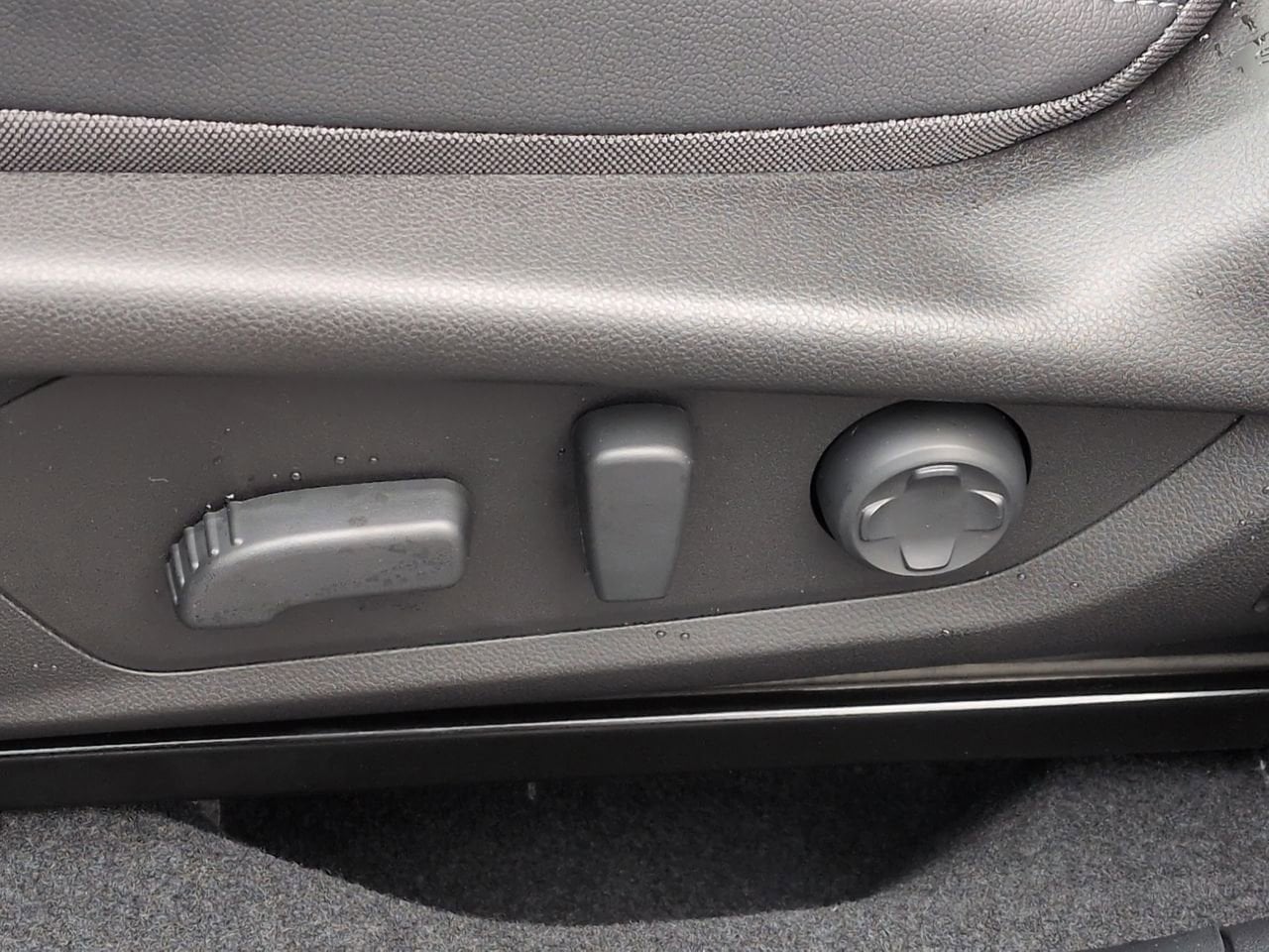 Thumbnail: 2026 Subaru Outback - 18