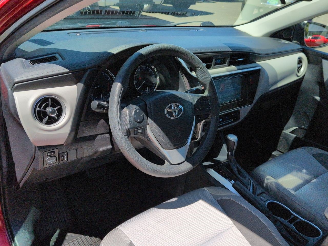 Thumbnail: 2019 Toyota Corolla - 10