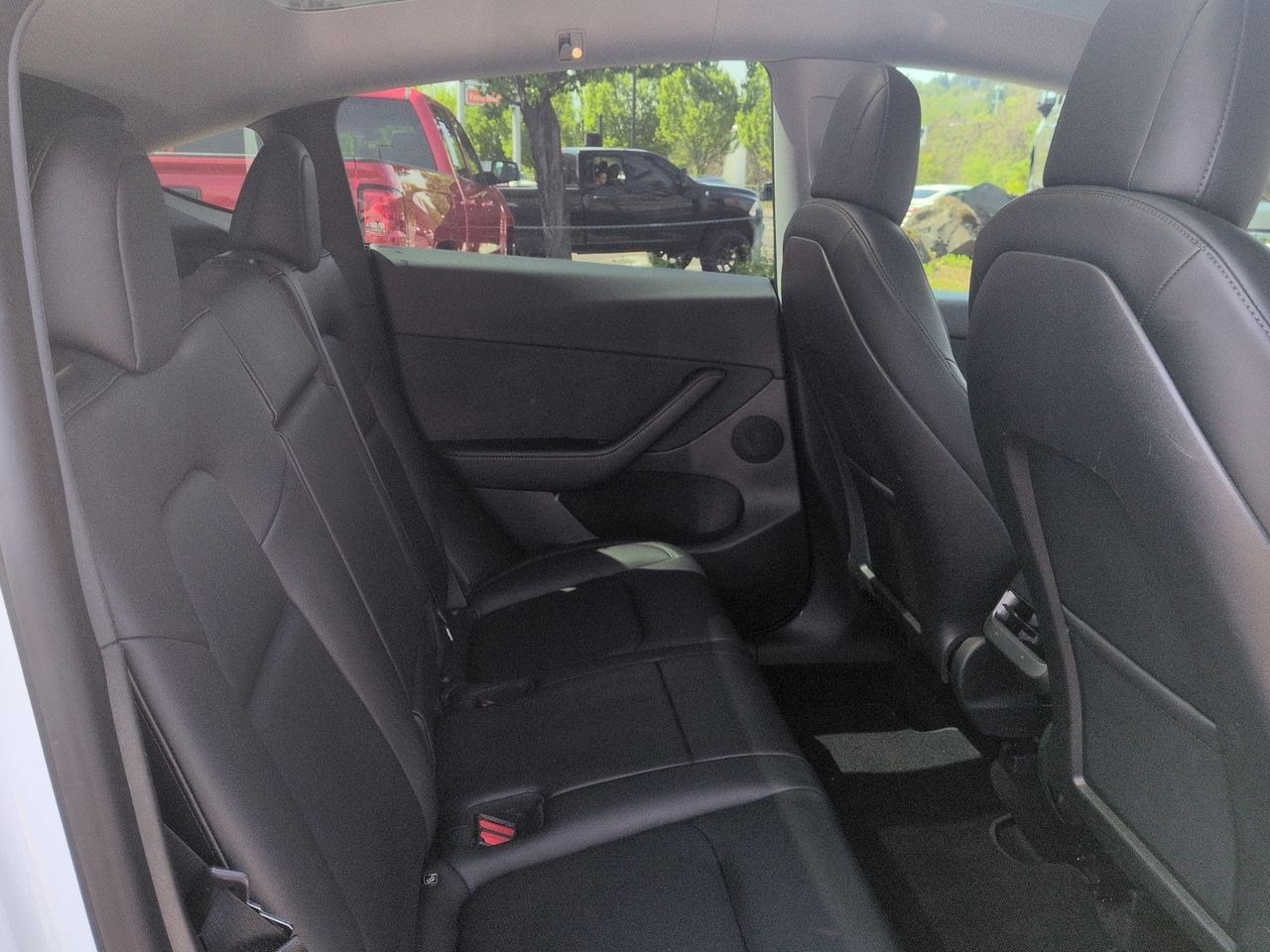 Thumbnail: 2022 Tesla Model Y - 21