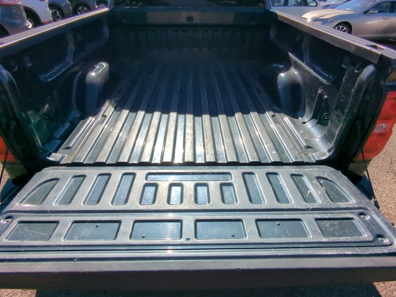 Thumbnail: 2018 Chevrolet Silverado 1500 - 40