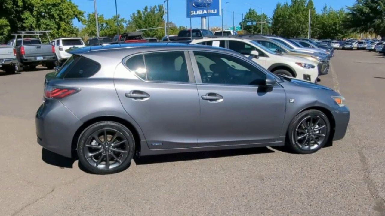 2013 Lexus CT 200h photo 3