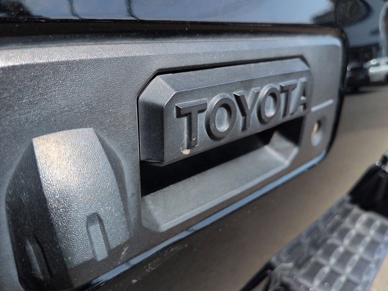 Thumbnail: 2023 Toyota Tacoma - 19