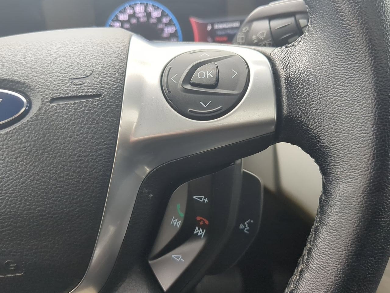 Thumbnail: 2014 Ford C-Max - 27