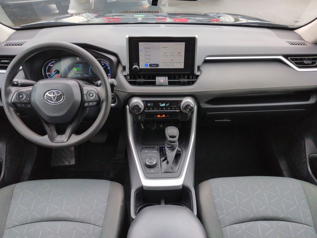 Thumbnail: 2024 Toyota RAV4 - 15