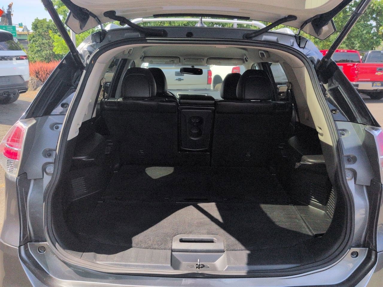 Thumbnail: 2015 Nissan Rogue - 34