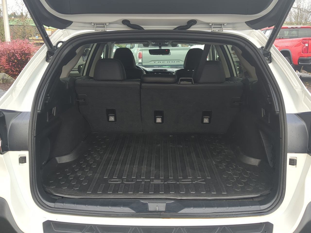 Thumbnail: 2022 Subaru Outback - 37