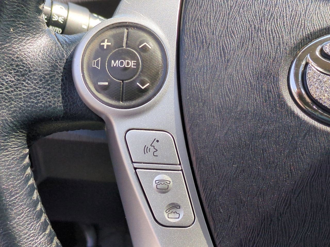 Thumbnail: 2012 Toyota Prius - 24