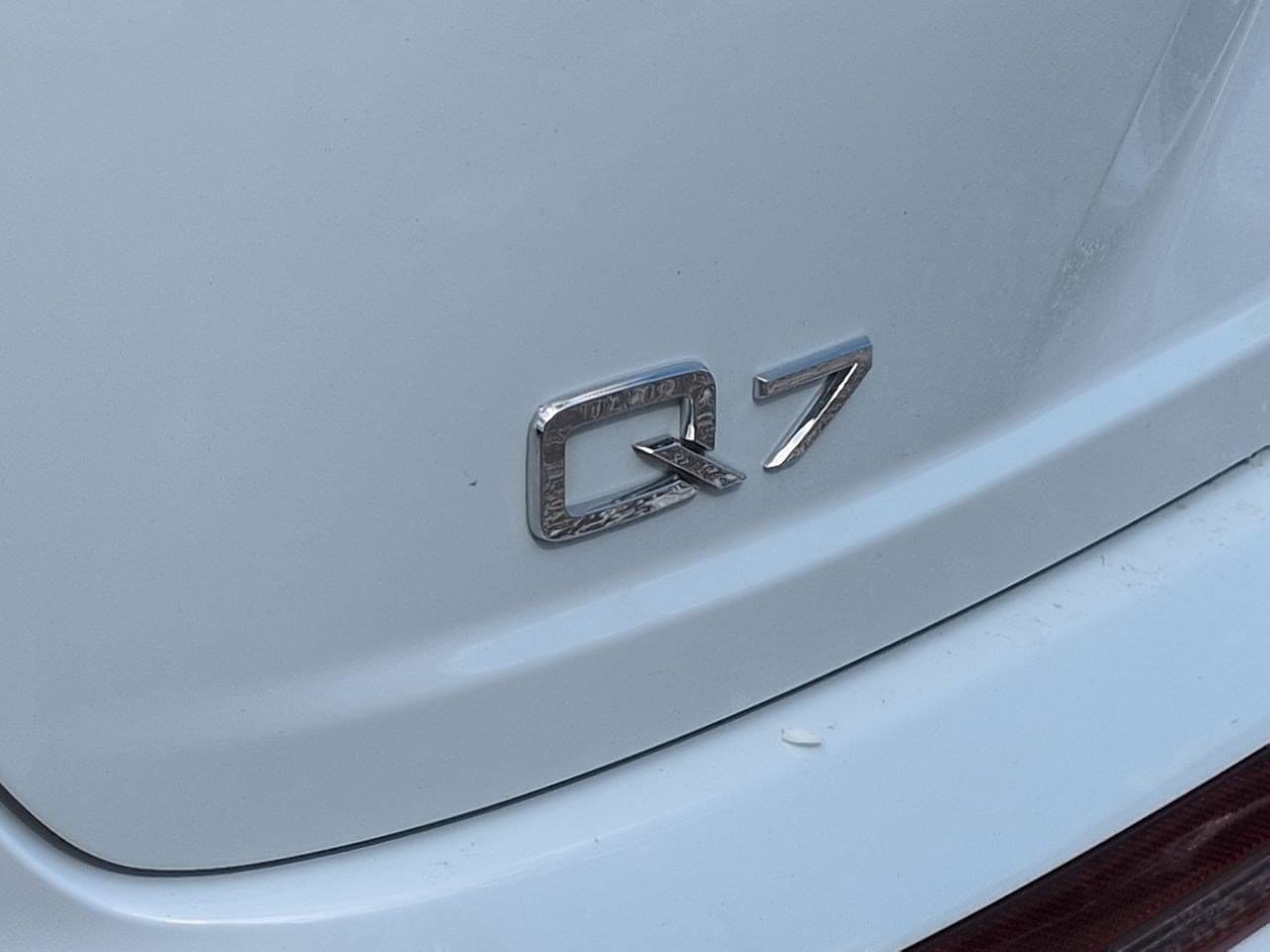 Thumbnail: 2017 Audi Q7 - 12