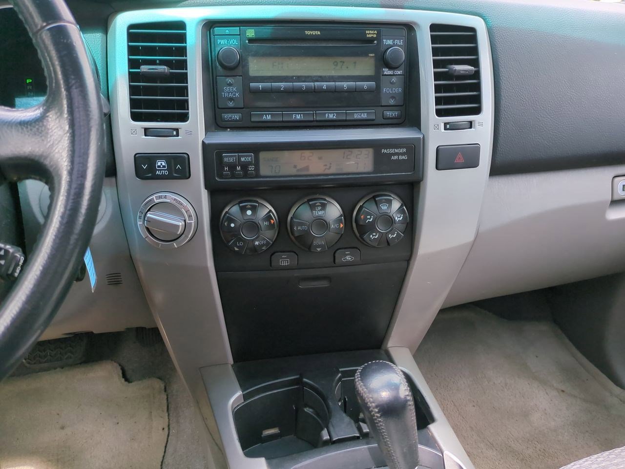 Thumbnail: 2008 Toyota 4Runner - 37