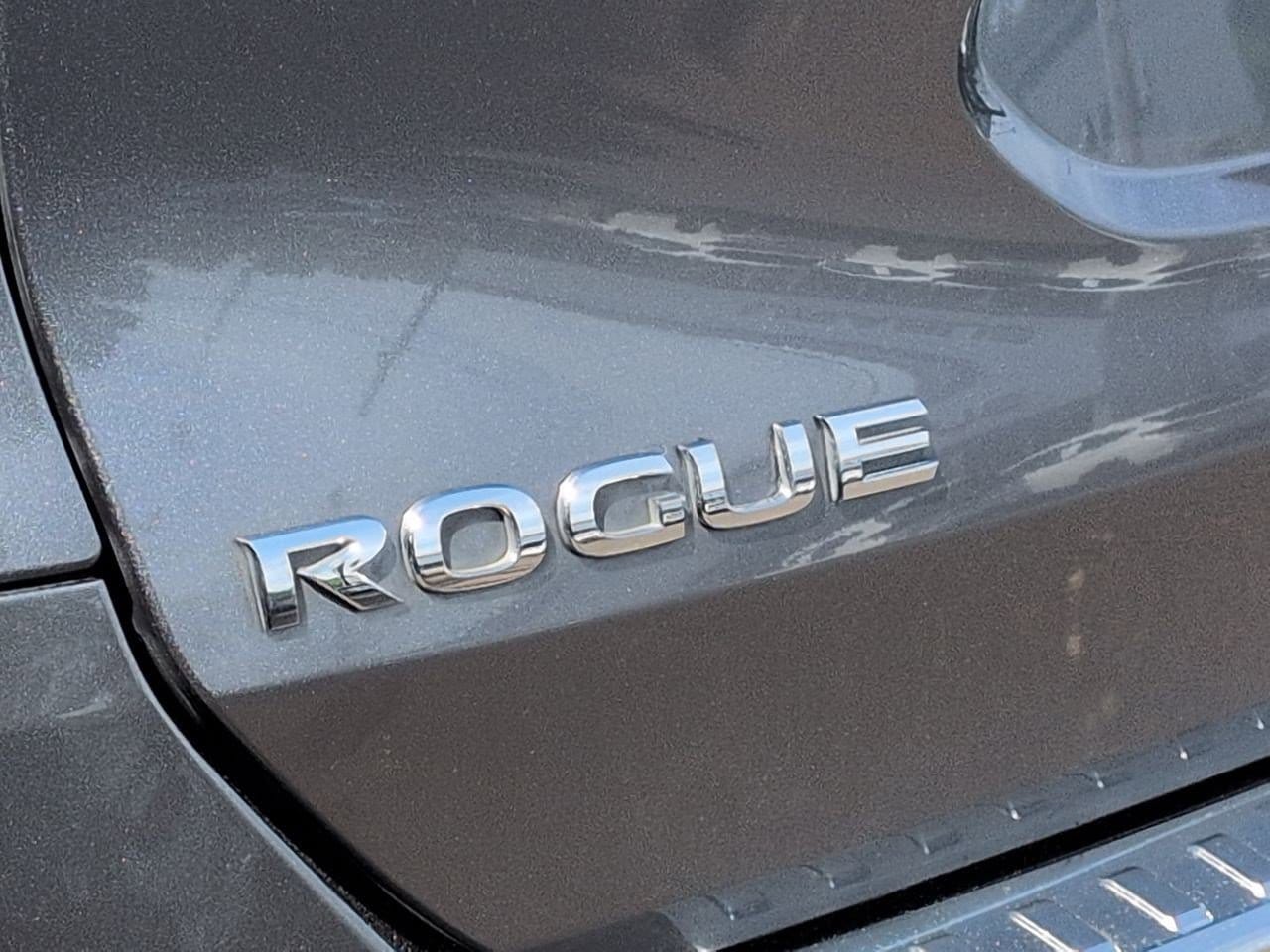 Thumbnail: 2015 Nissan Rogue - 13