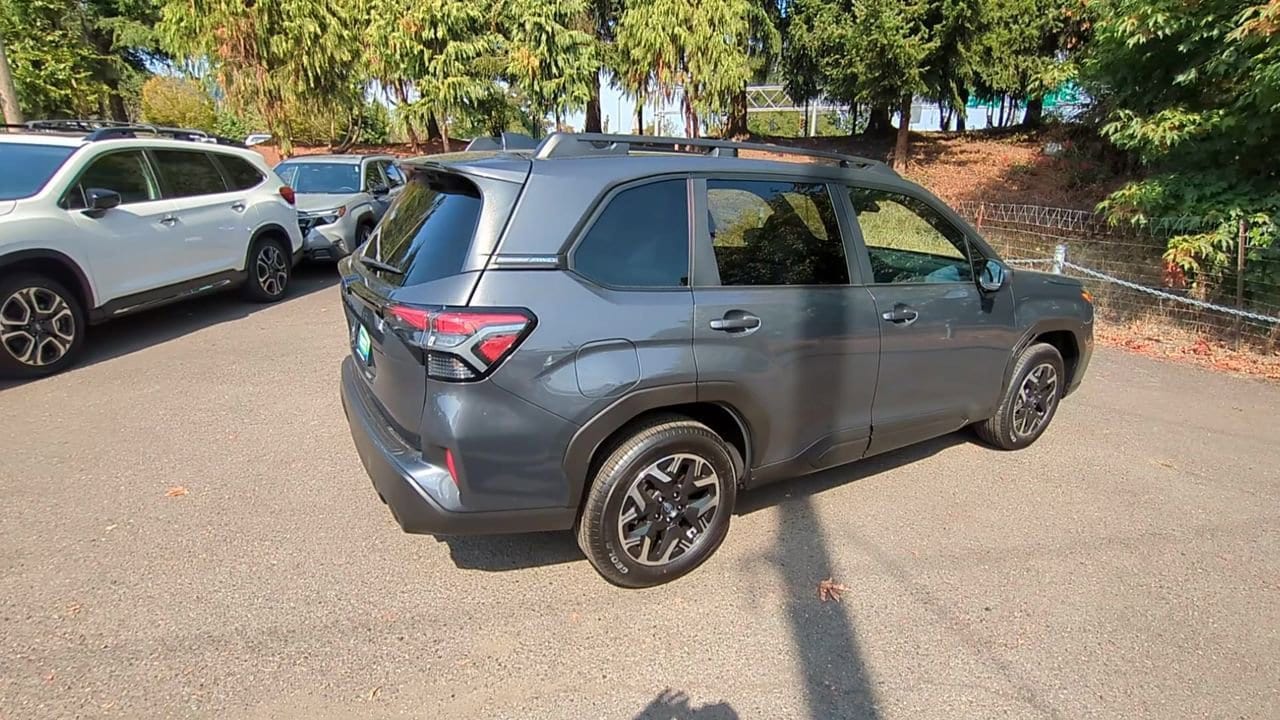 Thumbnail: 2025 Subaru Forester - 8