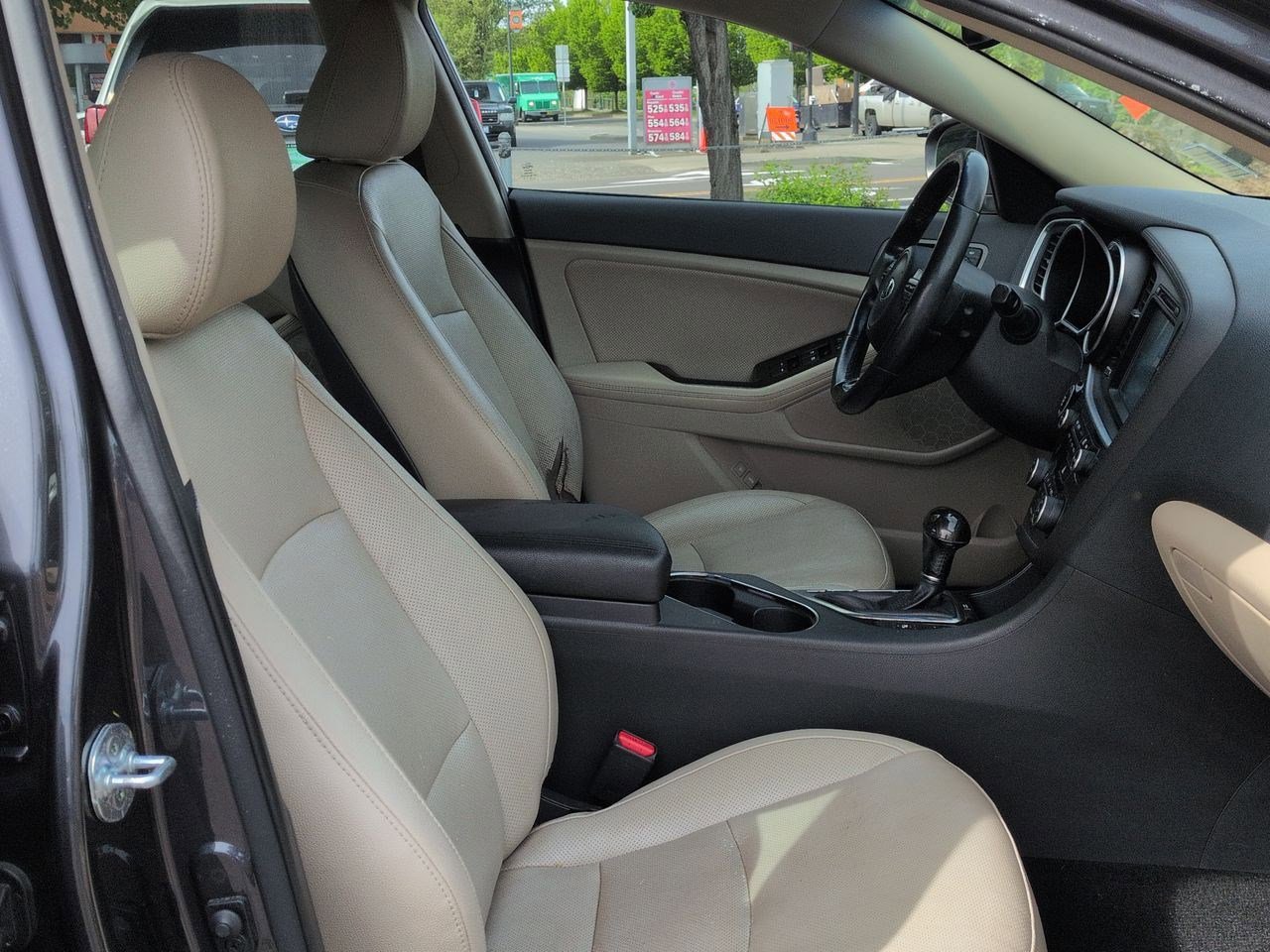 Thumbnail: 2015 Kia Optima - 23