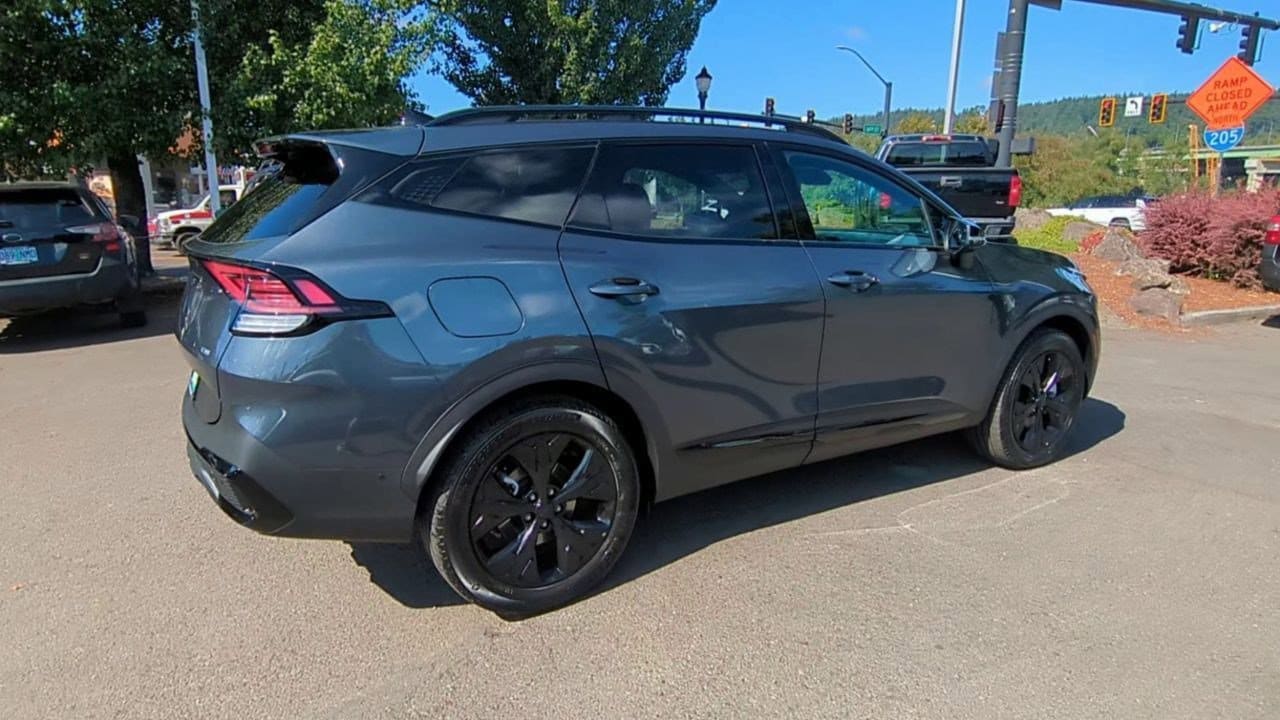 Thumbnail: 2025 Kia Sportage - 8