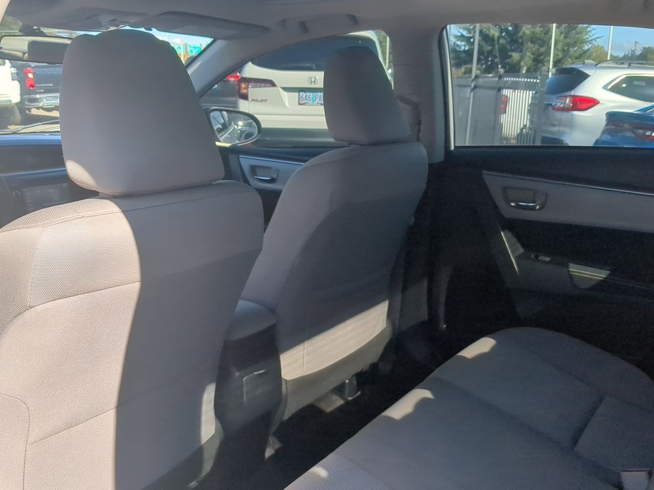 Thumbnail: 2016 Toyota Corolla - 18