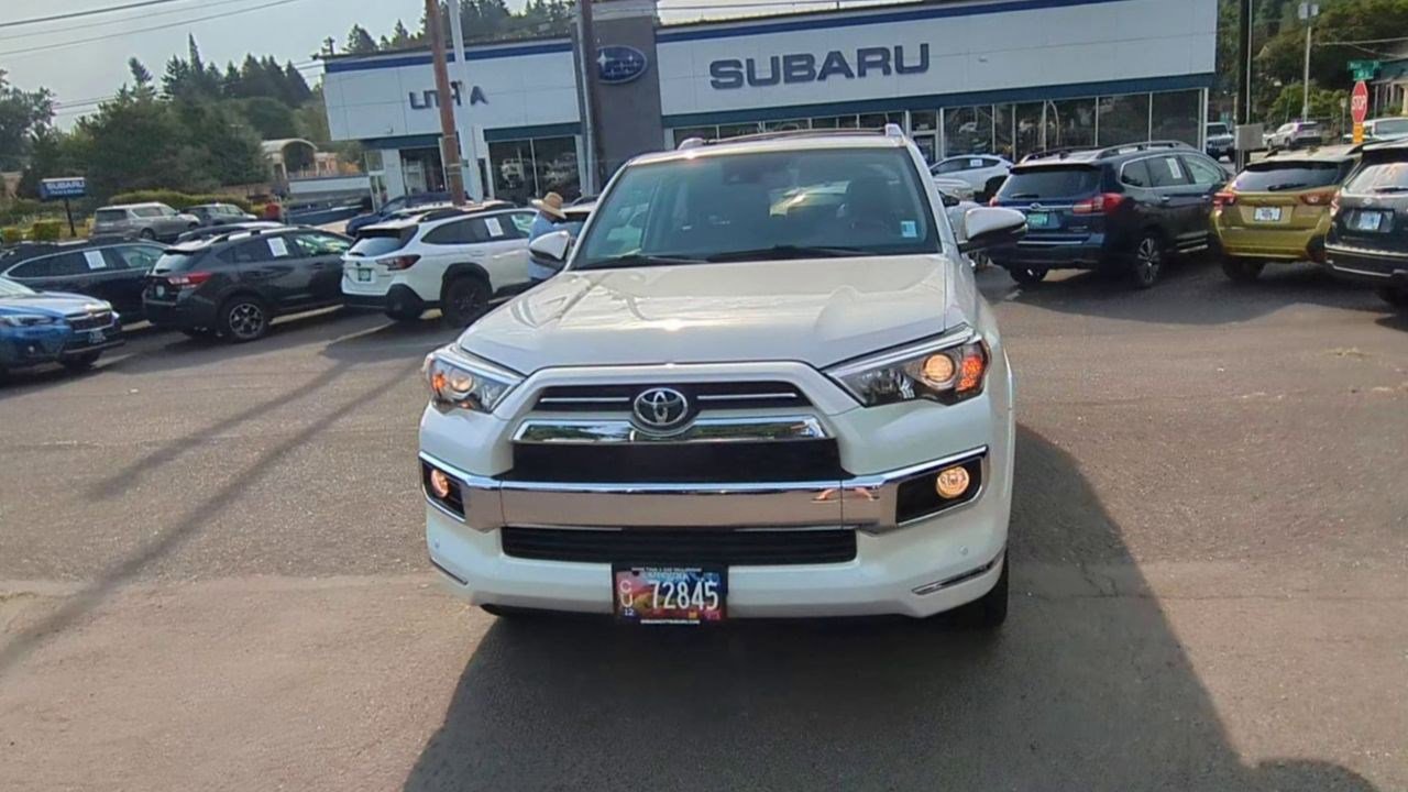 2020 Toyota 4Runner Limited photo 3